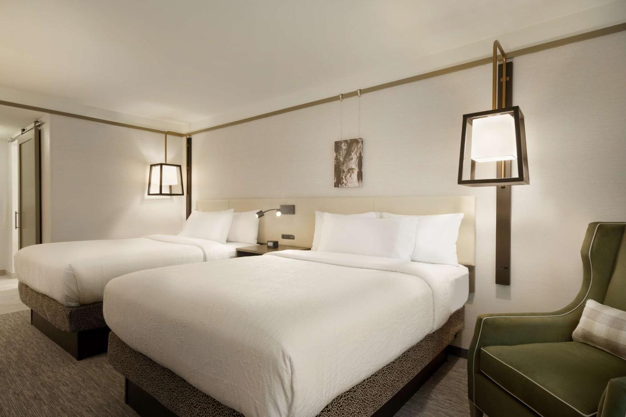 Hilton Garden Inn Newtown Square Radnor Eksteriør billede