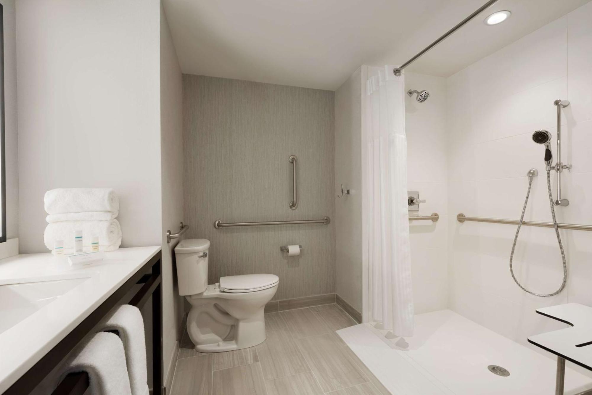 Hilton Garden Inn Newtown Square Radnor Eksteriør billede