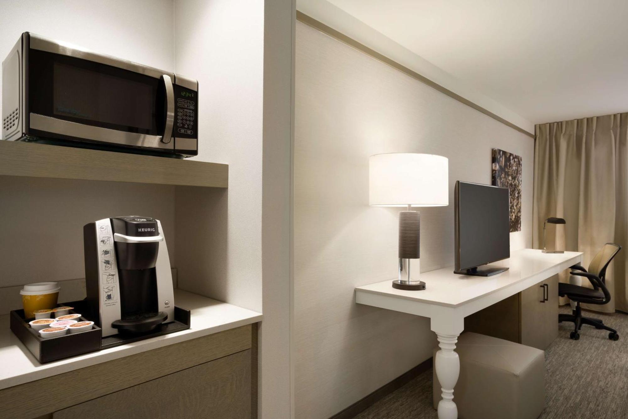 Hilton Garden Inn Newtown Square Radnor Eksteriør billede