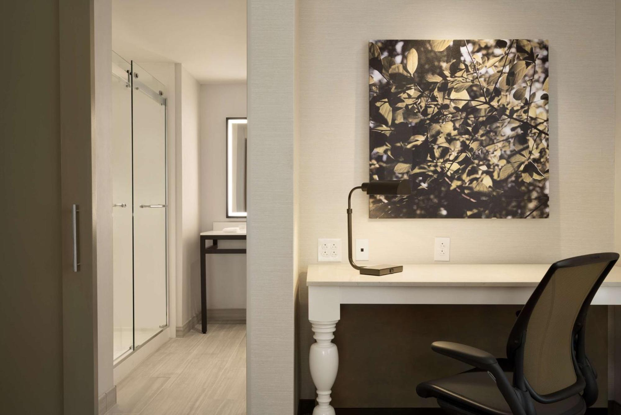 Hilton Garden Inn Newtown Square Radnor Eksteriør billede