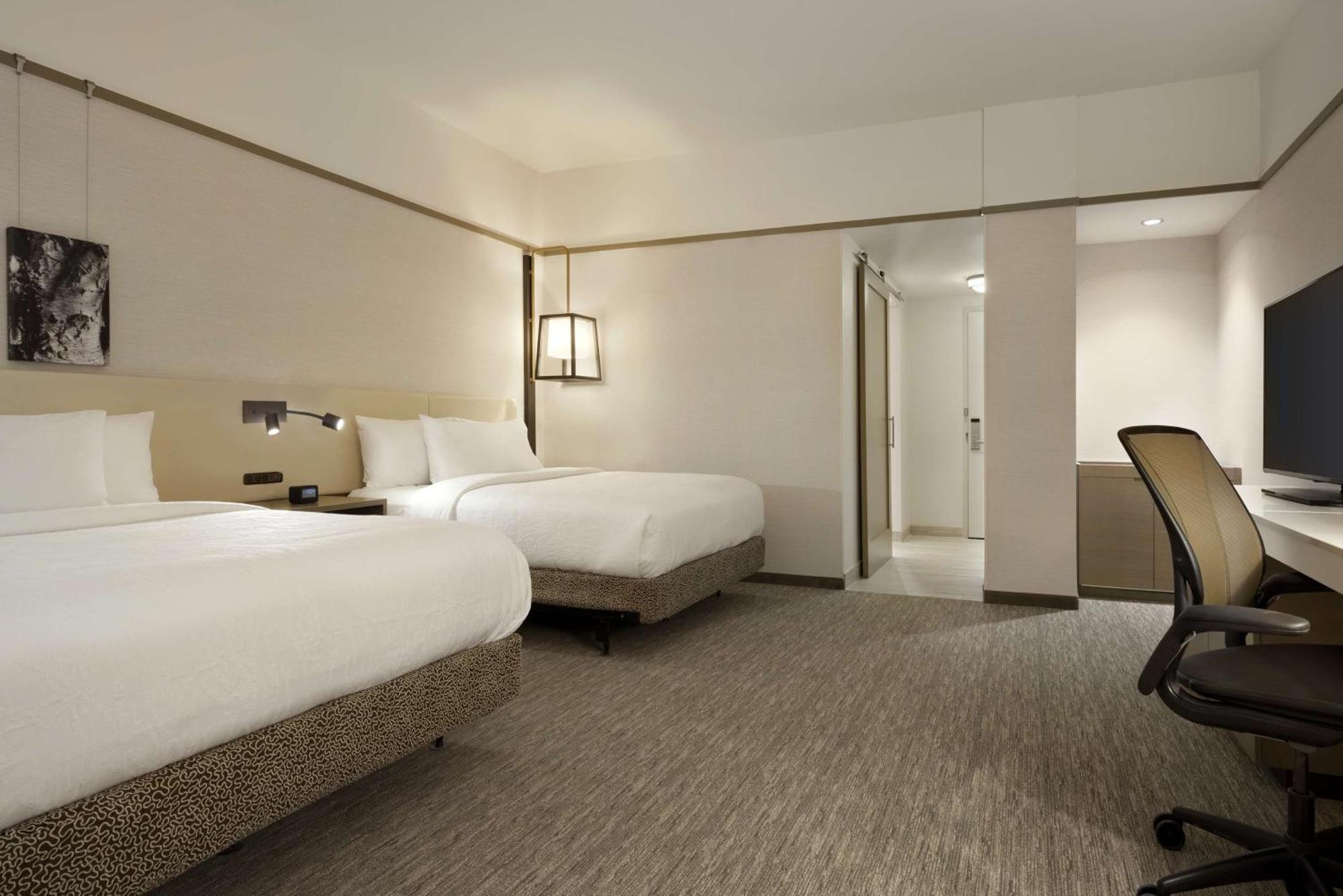 Hilton Garden Inn Newtown Square Radnor Eksteriør billede