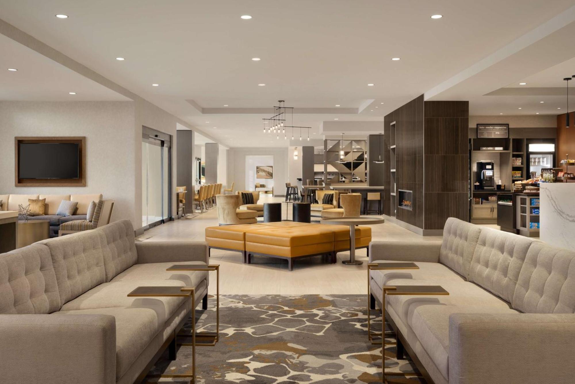 Hilton Garden Inn Newtown Square Radnor Eksteriør billede